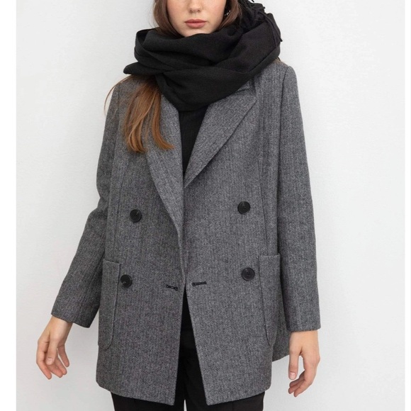 Oversized Grey Blazer​ - Picture 3 of 12